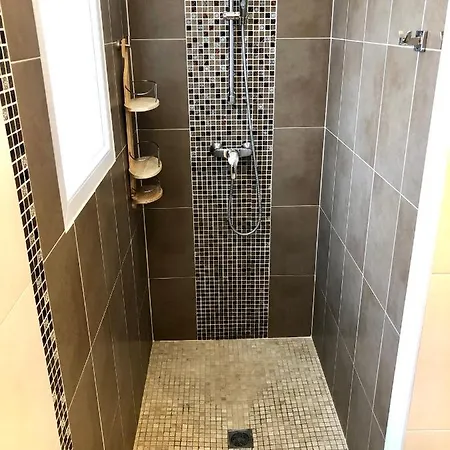 Carletti A 3min Des Plages Oletta